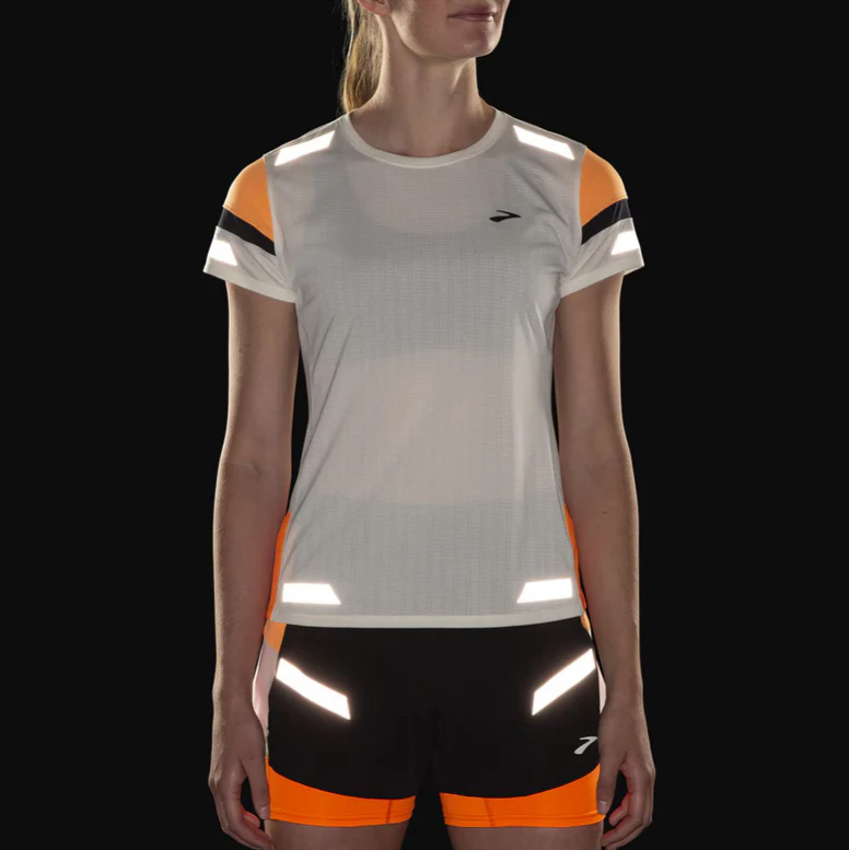 Brooks Run Visible Women’s Short Sleeve 2.0 - Image 3