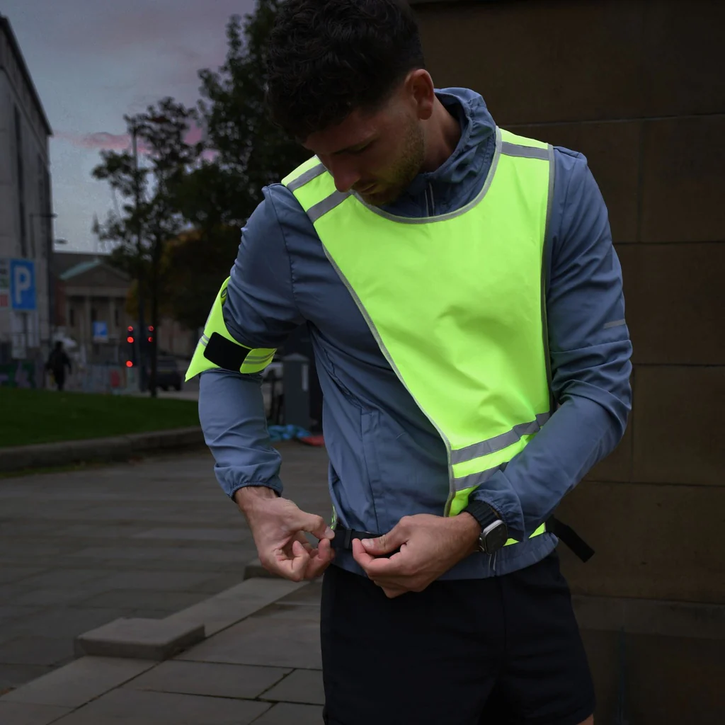 Six Peaks LED Reflective Sport Vest - Image 3